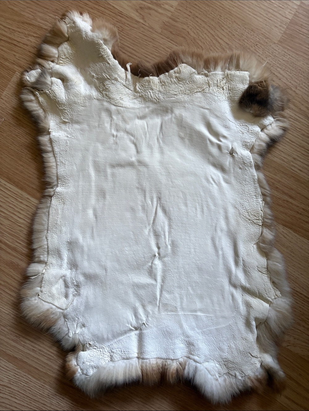 B0087 Natural Brown Rabbit Fur Hide - Picture 2 of 3